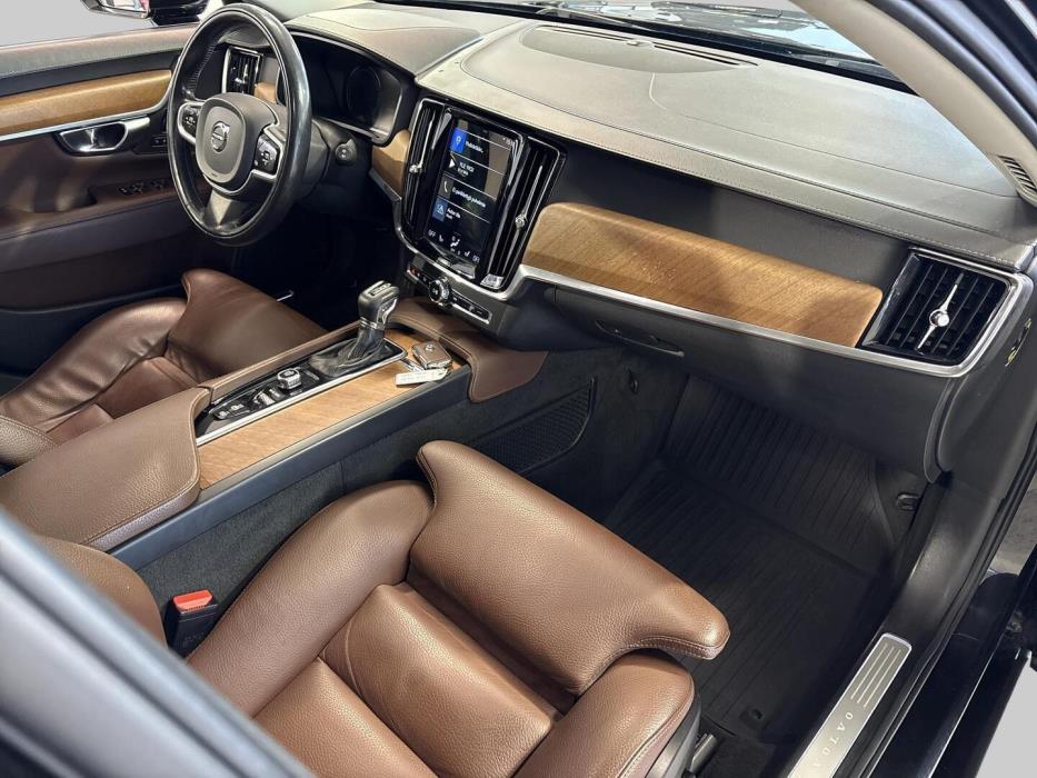 VOLVO V90 2019