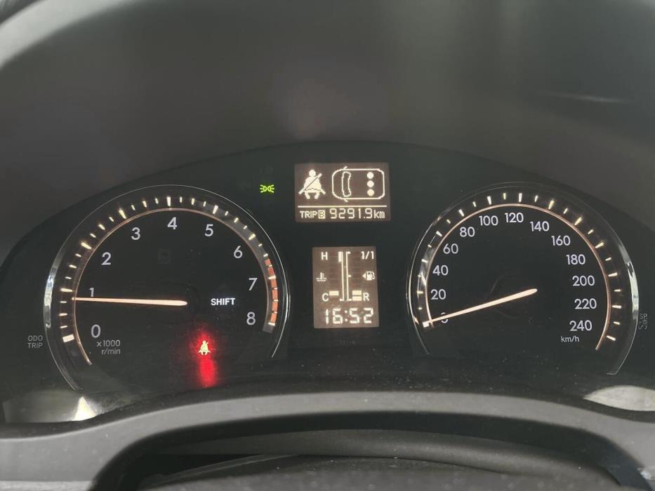 TOYOTA Avensis 2009