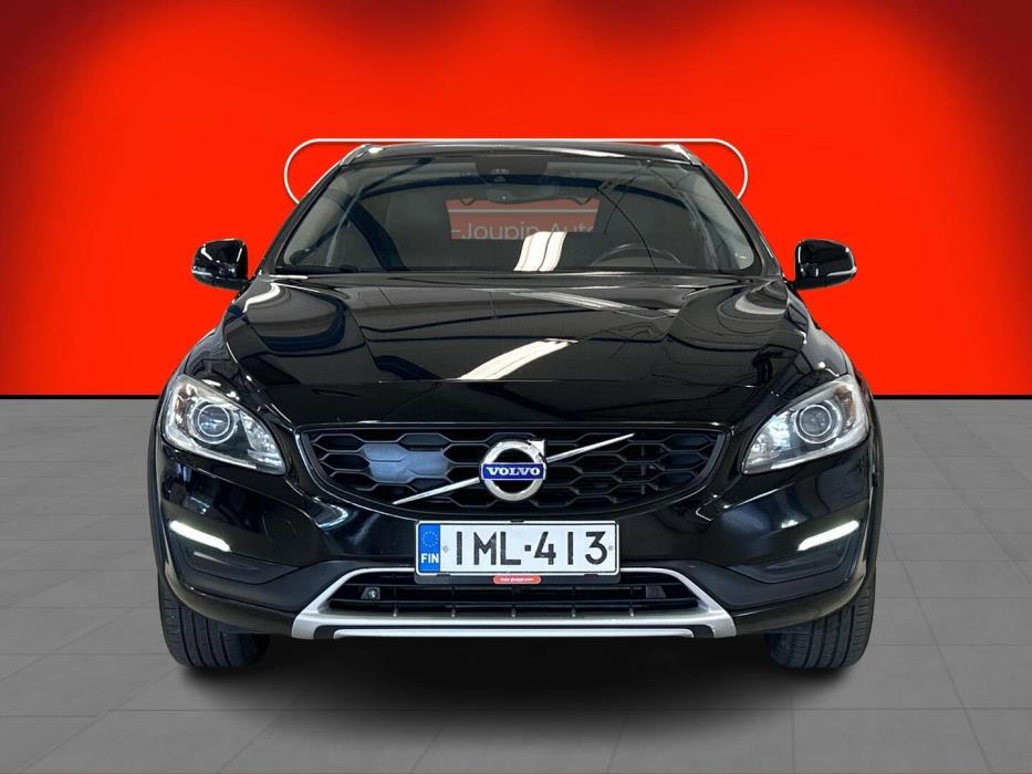 VOLVO V60 Cross Country 2016