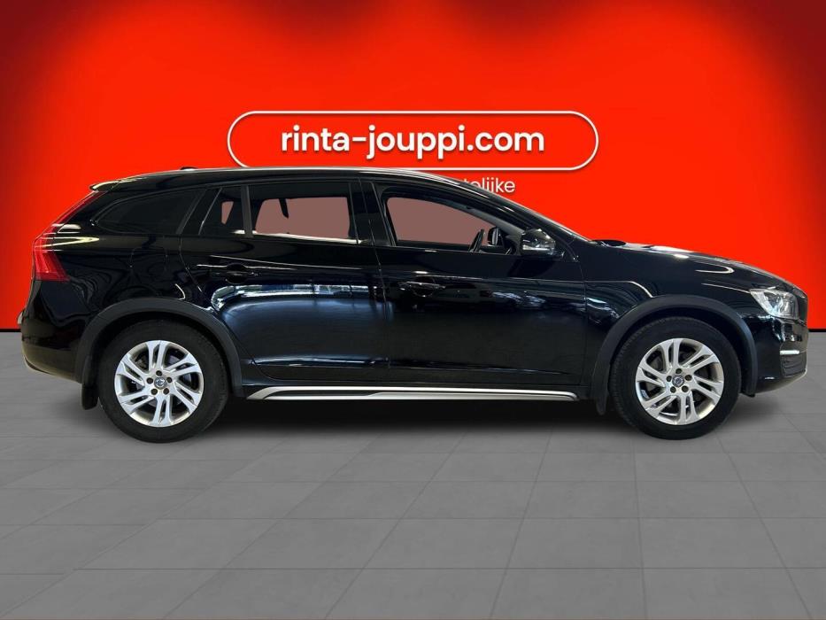 VOLVO V60 Cross Country 2016