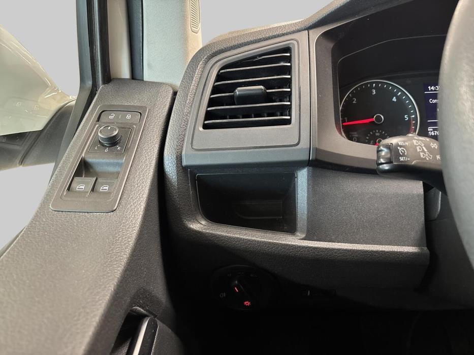 VOLKSWAGEN Caravelle 2017