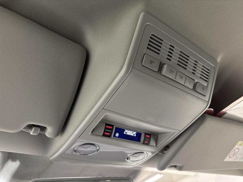 VOLKSWAGEN Caravelle 2017