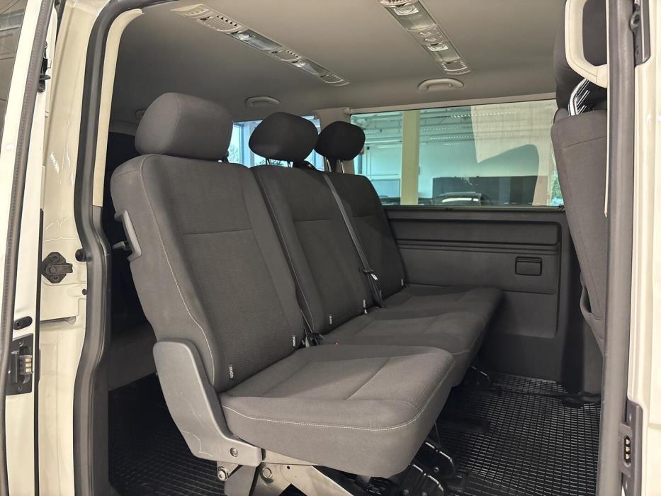 VOLKSWAGEN Caravelle 2017