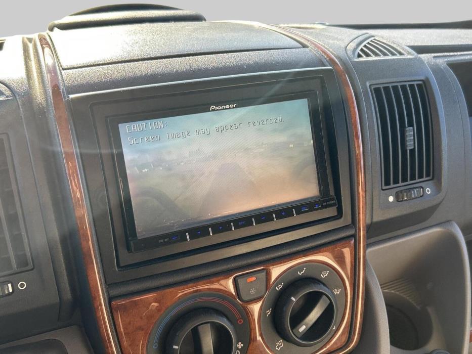 BÜRSTNER AVIANO I727 2010