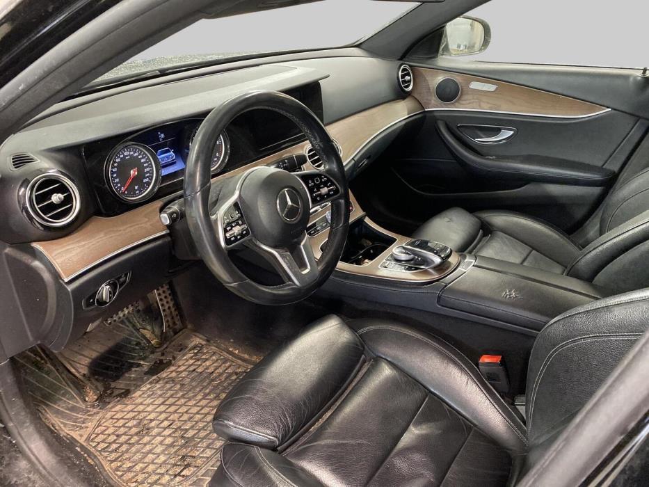 MERCEDES-BENZ E 2019