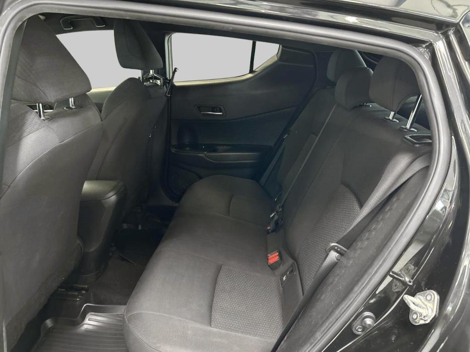TOYOTA C-HR 2019