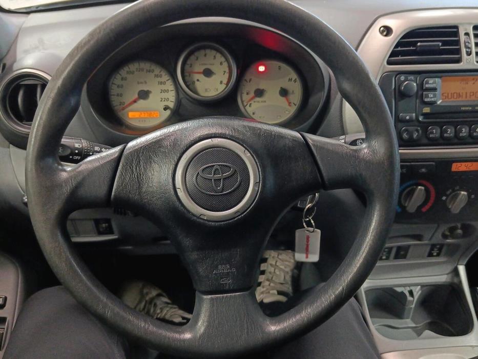 TOYOTA RAV4 2003