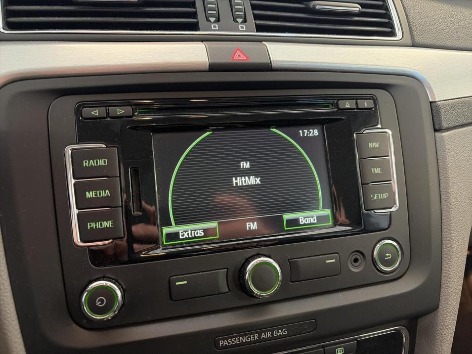 SKODA Superb 2014