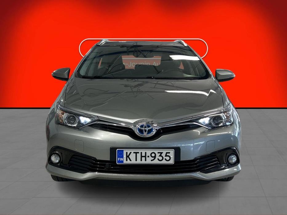 TOYOTA Auris 2018