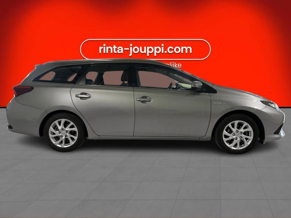TOYOTA Auris 2018