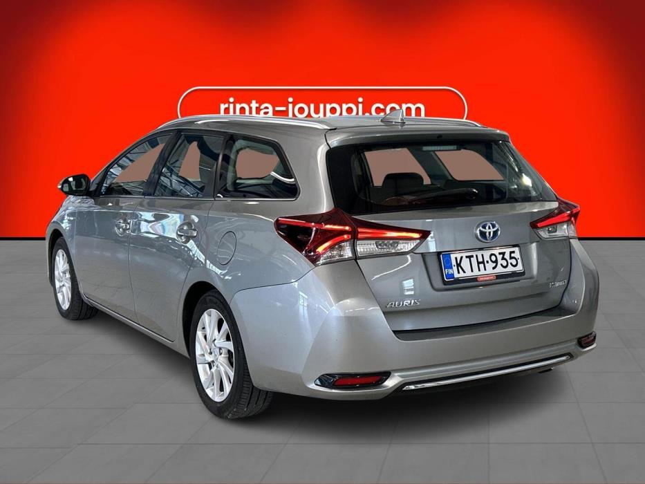 TOYOTA Auris 2018