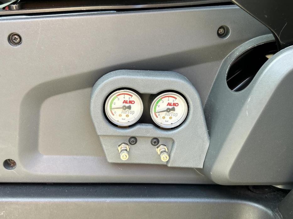 SUNLIGHT CLIFF 600 2019