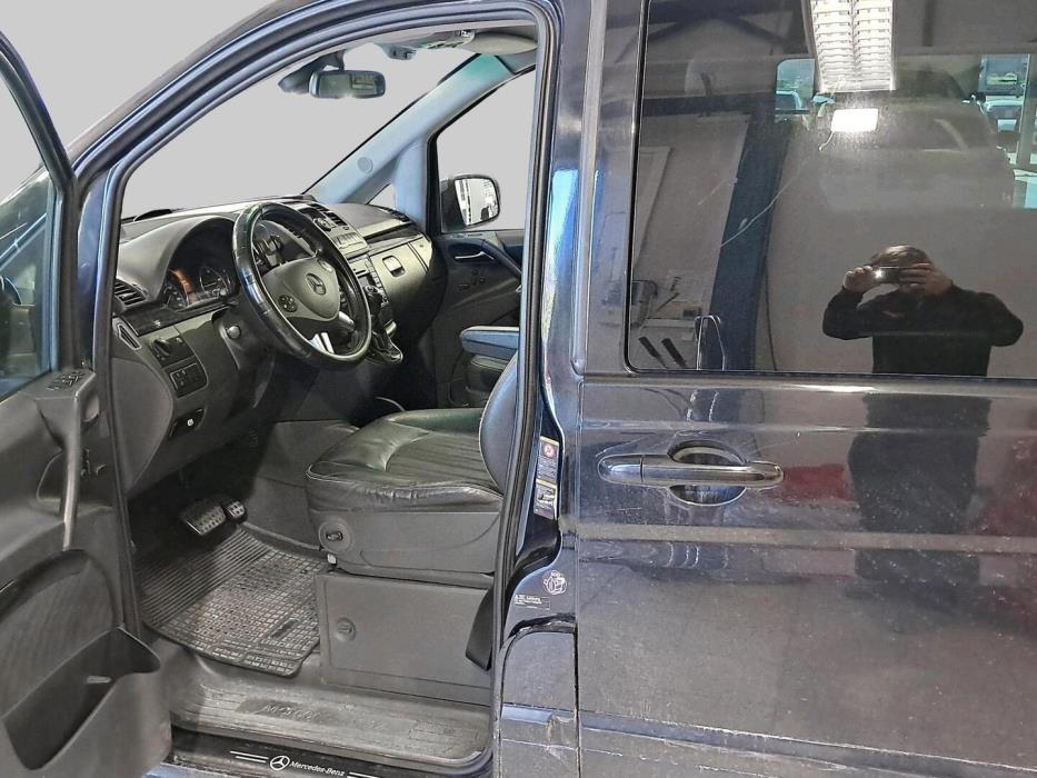 MERCEDES-BENZ Viano 2011