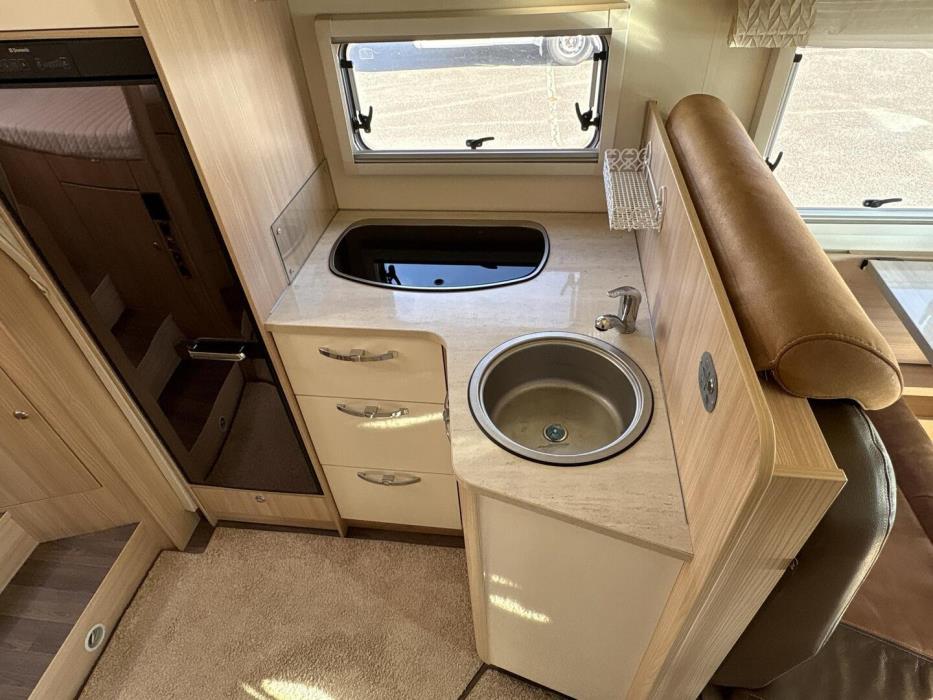 BÜRSTNER Ixeo Time It 726G 2017