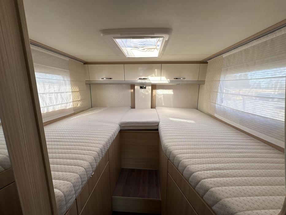 BÜRSTNER Ixeo Time It 726G 2017