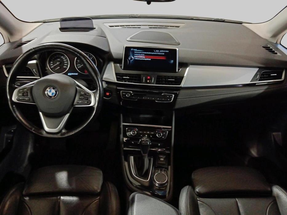 BMW 225 2016