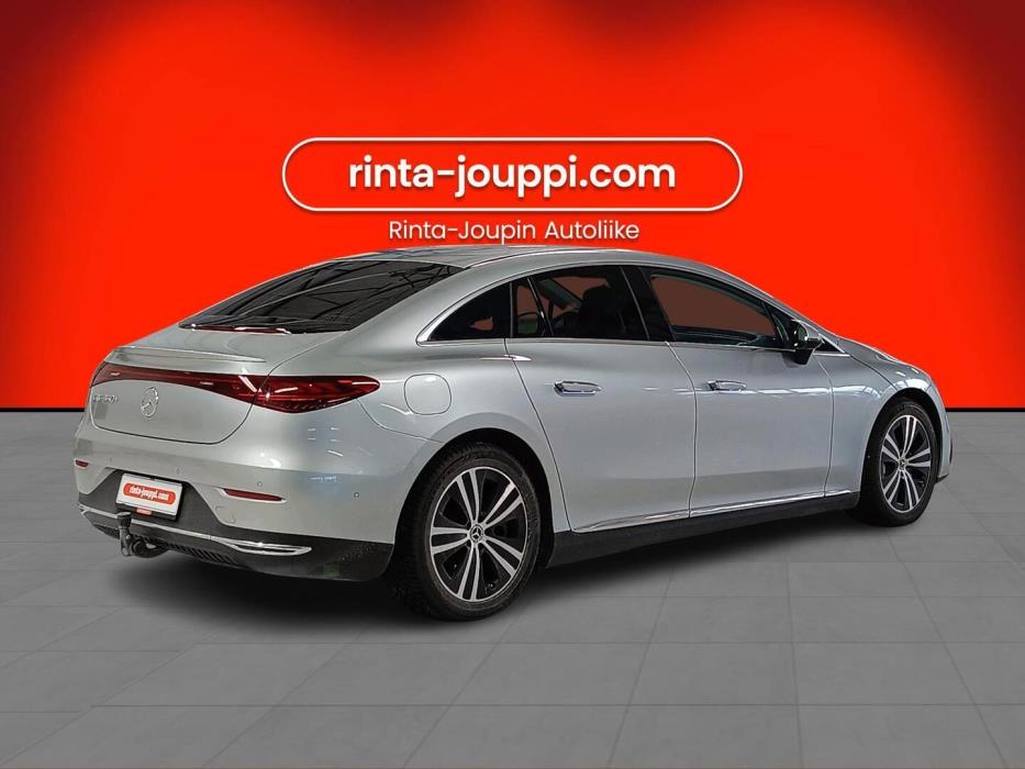 MERCEDES-BENZ EQE 2022