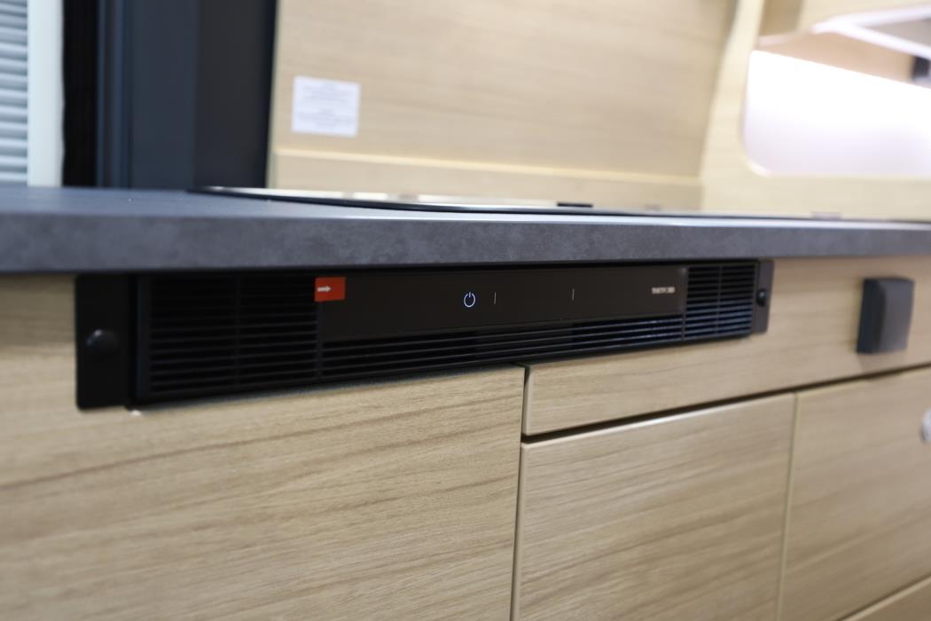 ROADCAR VAN R 601 2024