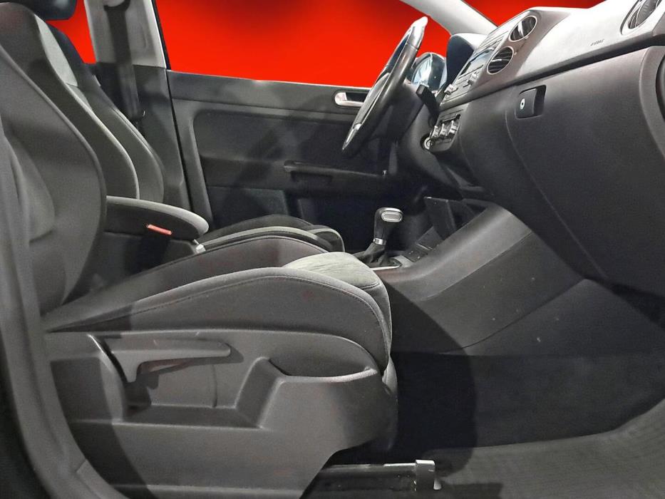 VOLKSWAGEN Golf Plus 2010