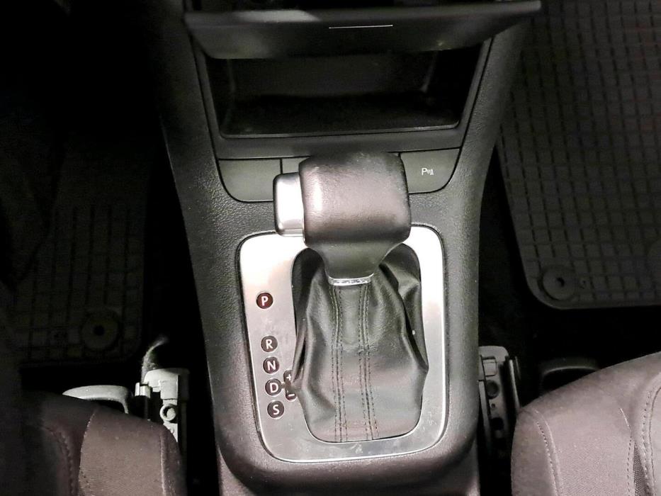 VOLKSWAGEN Golf Plus 2010