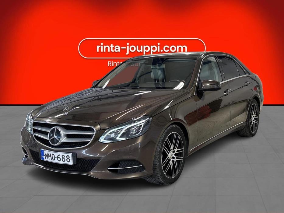 MERCEDES-BENZ E 2013