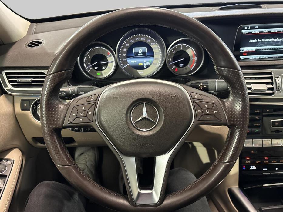 MERCEDES-BENZ E 2013