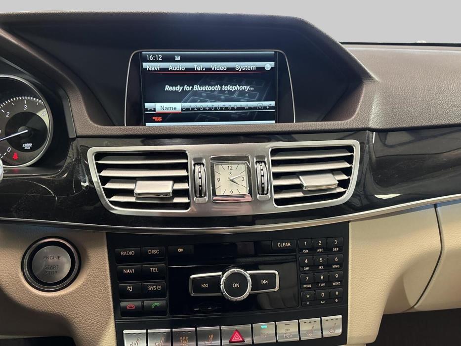 MERCEDES-BENZ E 2013