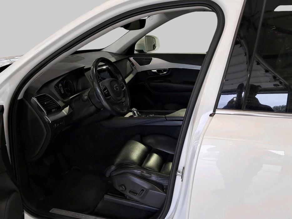 VOLVO XC90 2017