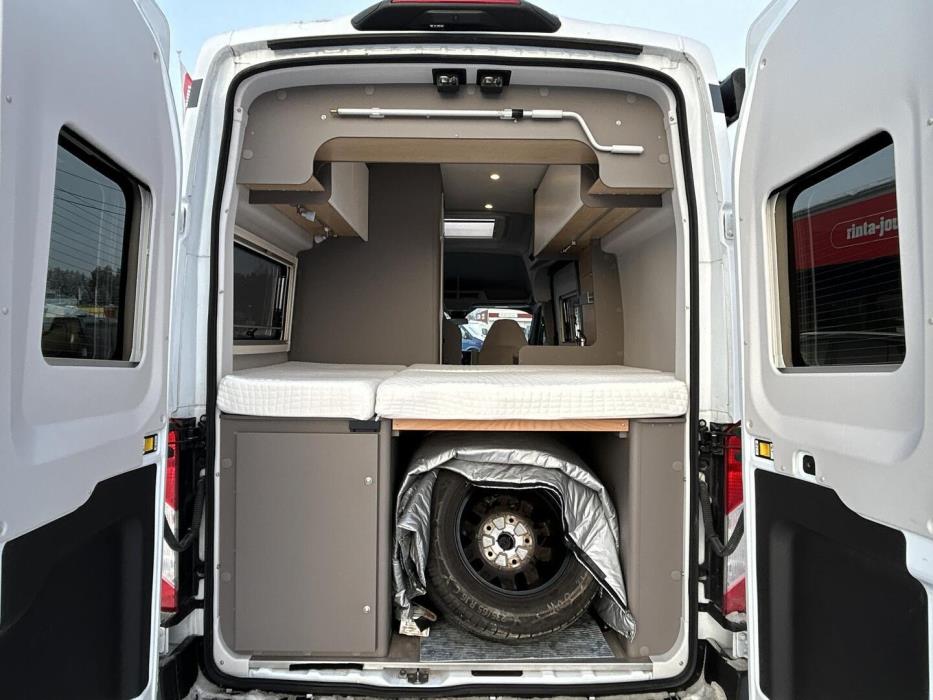 LMC INNOVAN 590 2023