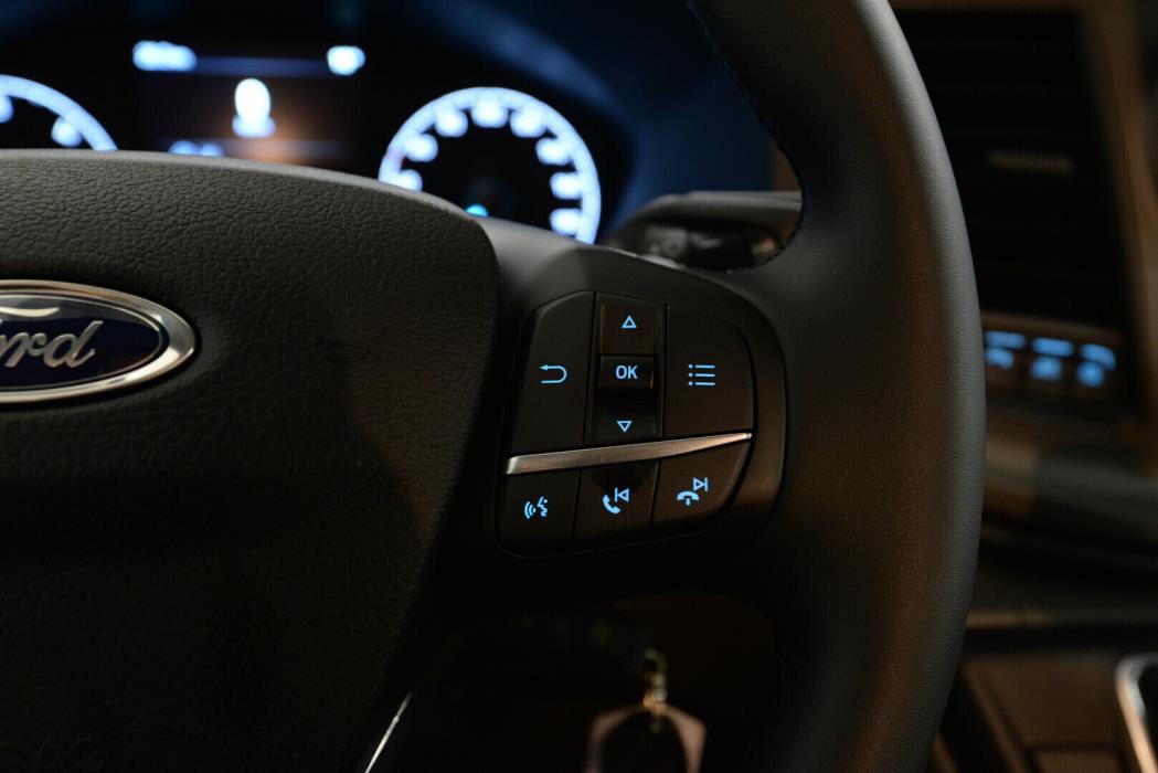 LMC INNOVAN 590 2023