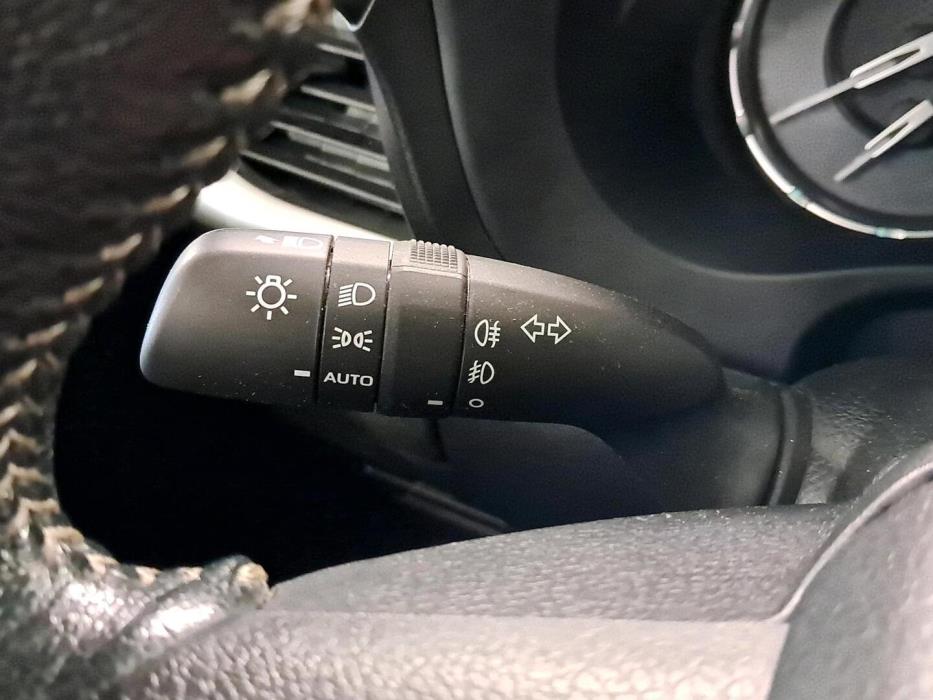 TOYOTA Hilux 2025