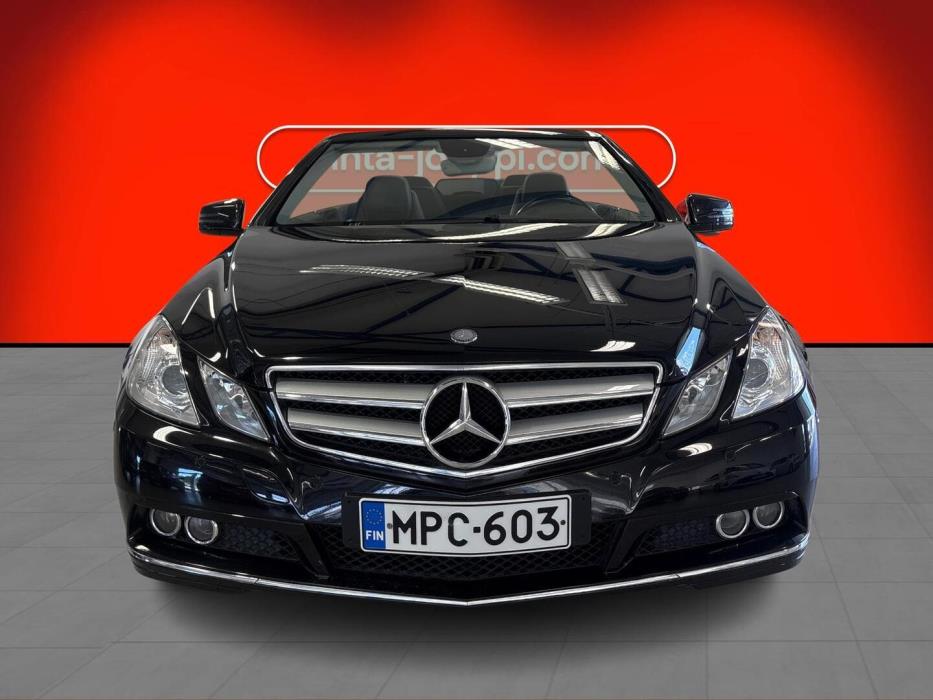 MERCEDES-BENZ E 2010
