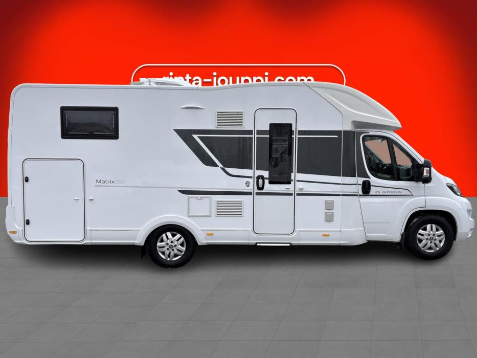 ADRIA MATRIX 670 SL 2023