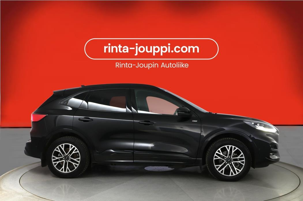 FORD KUGA 2023