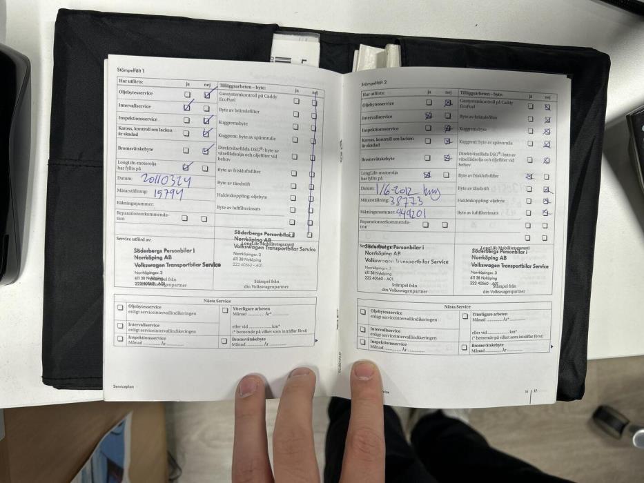 VOLKSWAGEN Caddy Maxi 2010