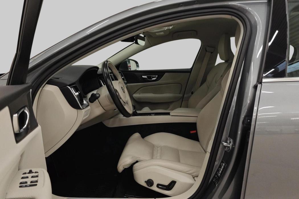 VOLVO S60 2019