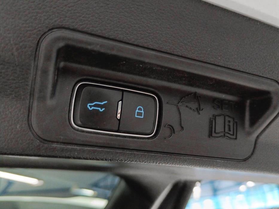 FORD Explorer 2021