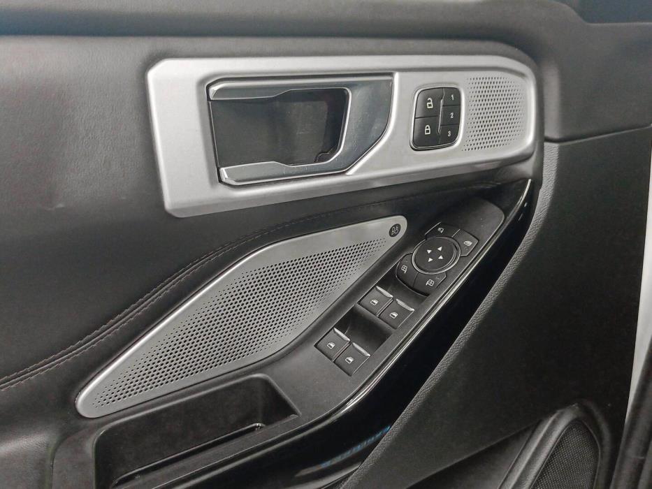 FORD Explorer 2021