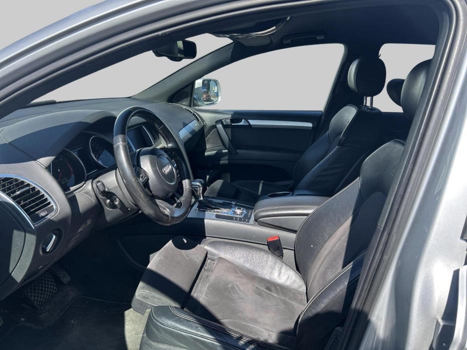 AUDI Q7 2011