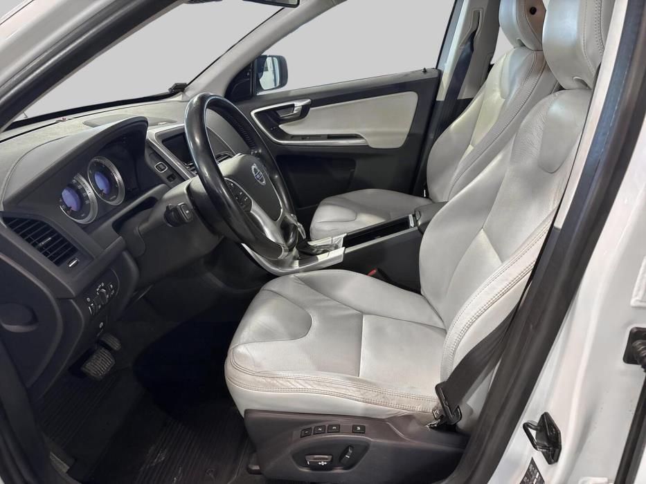 VOLVO XC60 2013