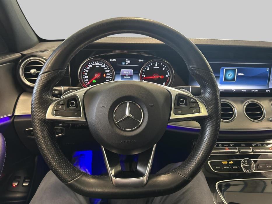 MERCEDES-BENZ E 2017