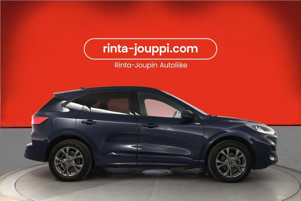 FORD KUGA 2023
