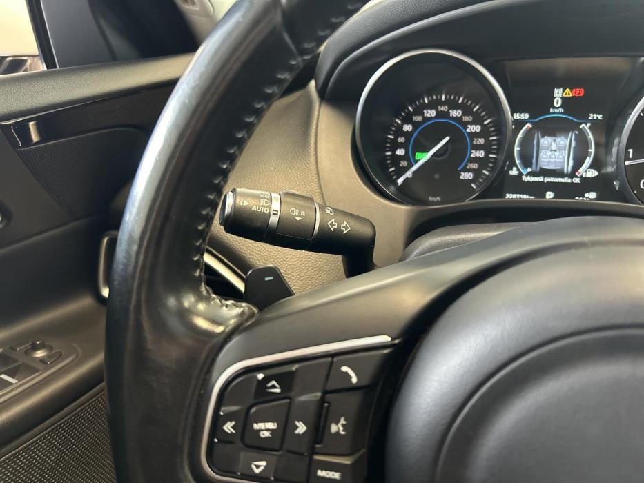 JAGUAR XE 2017