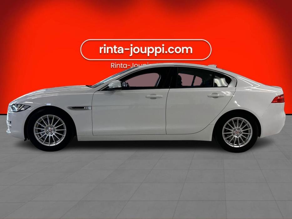 JAGUAR XE 2017
