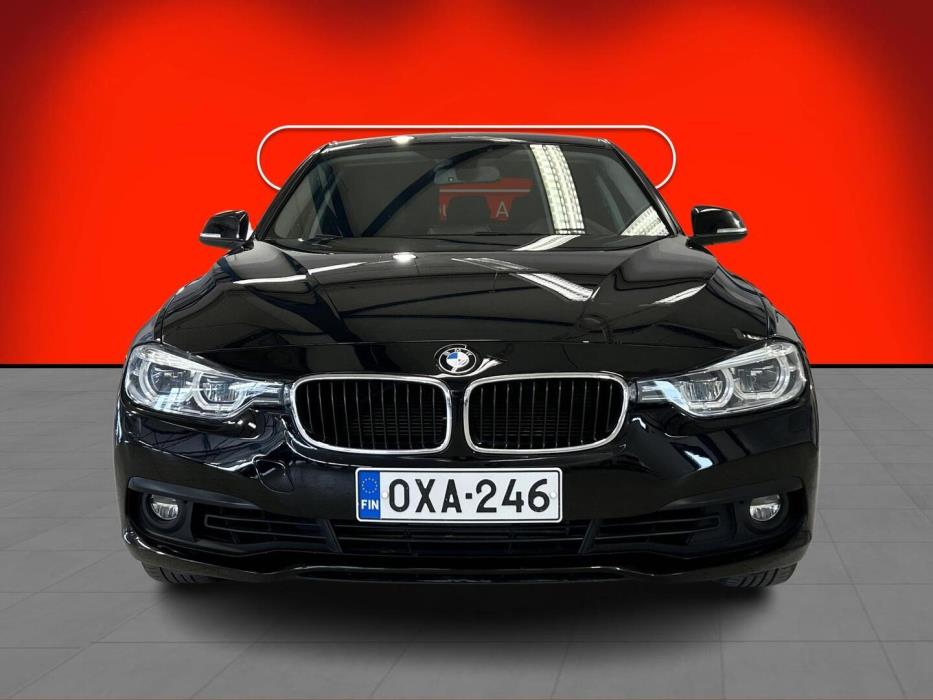 BMW 318 2017