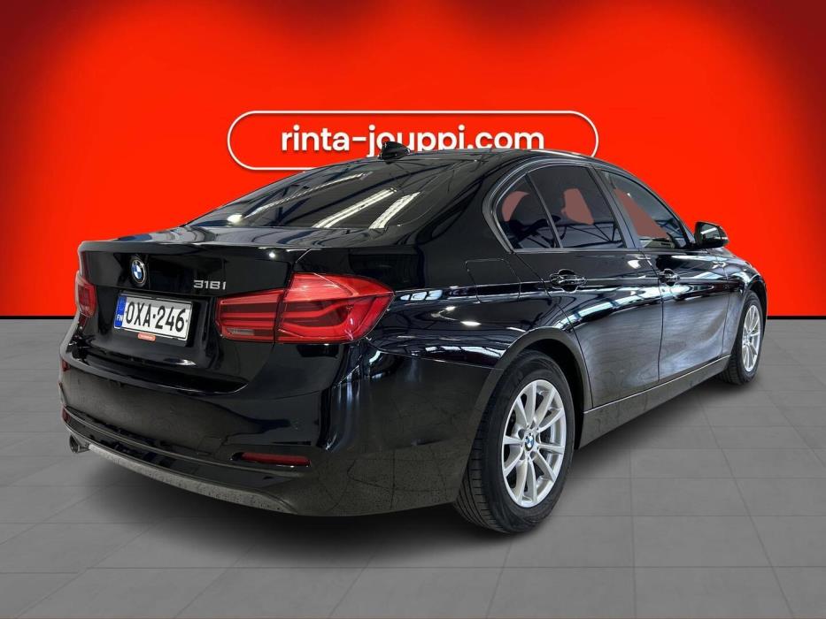 BMW 318 2017
