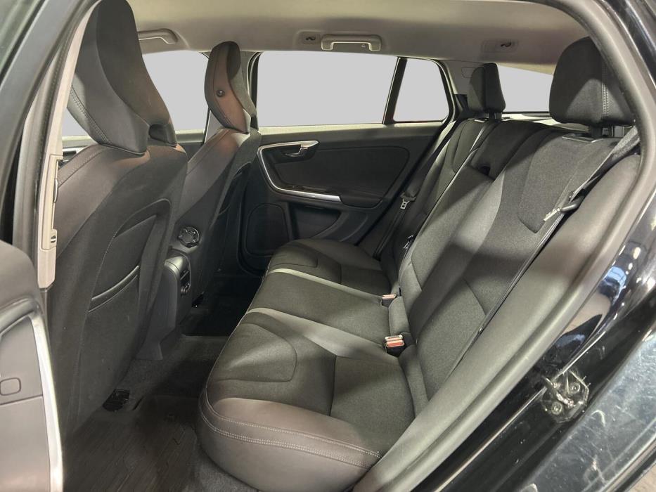 VOLVO V60 2013