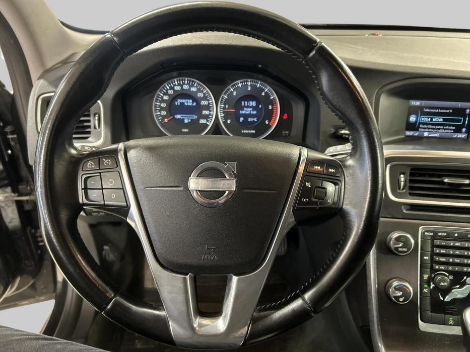 VOLVO V60 2013