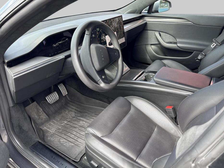 TESLA Model S 2023