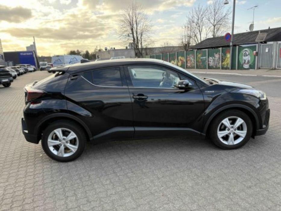 TOYOTA C-HR 2019
